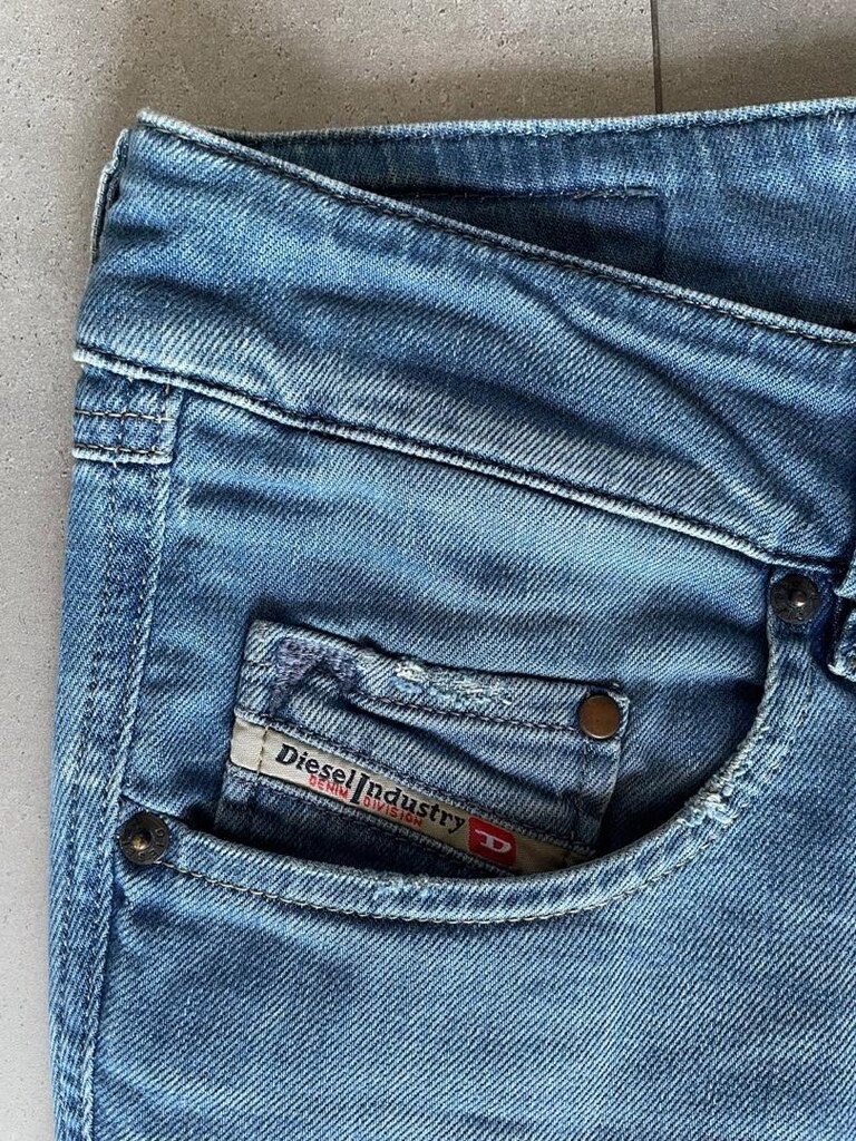 Diesel VIXY Kadın Jean W27 L30 – Düz Paça, Açık Mavi - 2