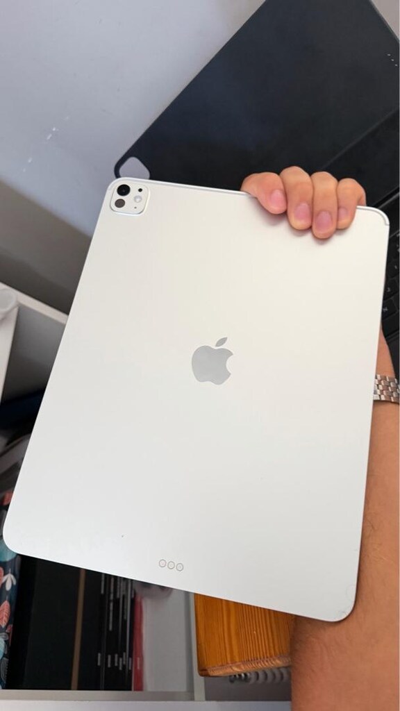 iPad Pro 13 inç M5 ( 256 GB ) , Apple klavye ve Apple Pencil pro - 6