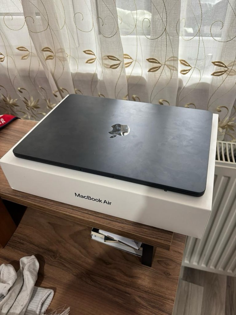 Macbook Air - 2