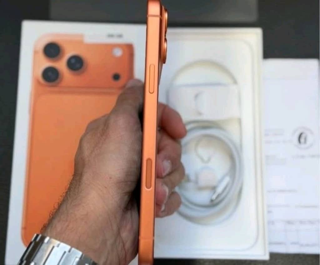 iPhone 17 Promax - 2