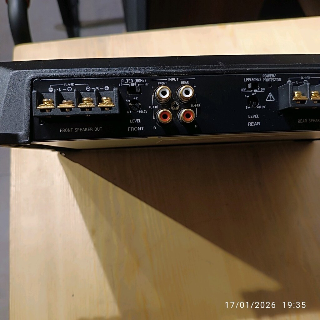 SONY XM 1004 4 KANAL OTO AMFI - 3