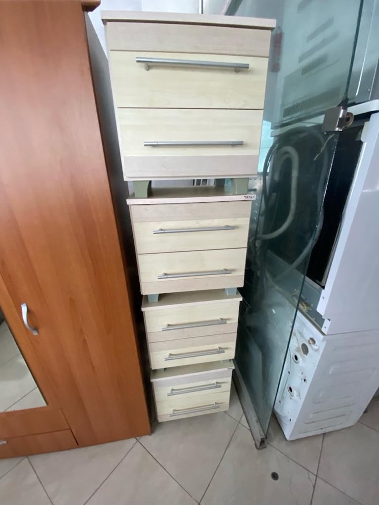 Sıfır Ayarında Komidinler Adet Fiyatıdır - 2