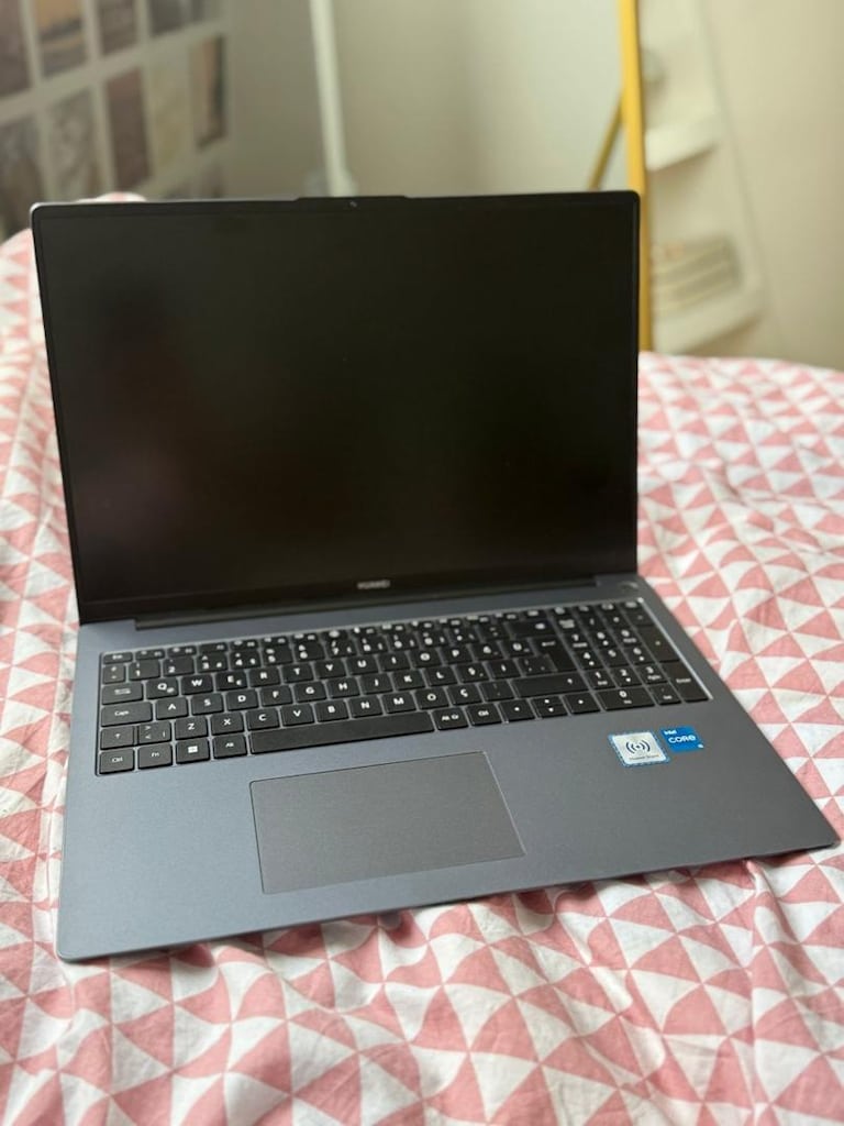 Huawei MateBook D16 2024 – Intel Core i5 – Çok Az Kullanılmış, Tertemi - 2