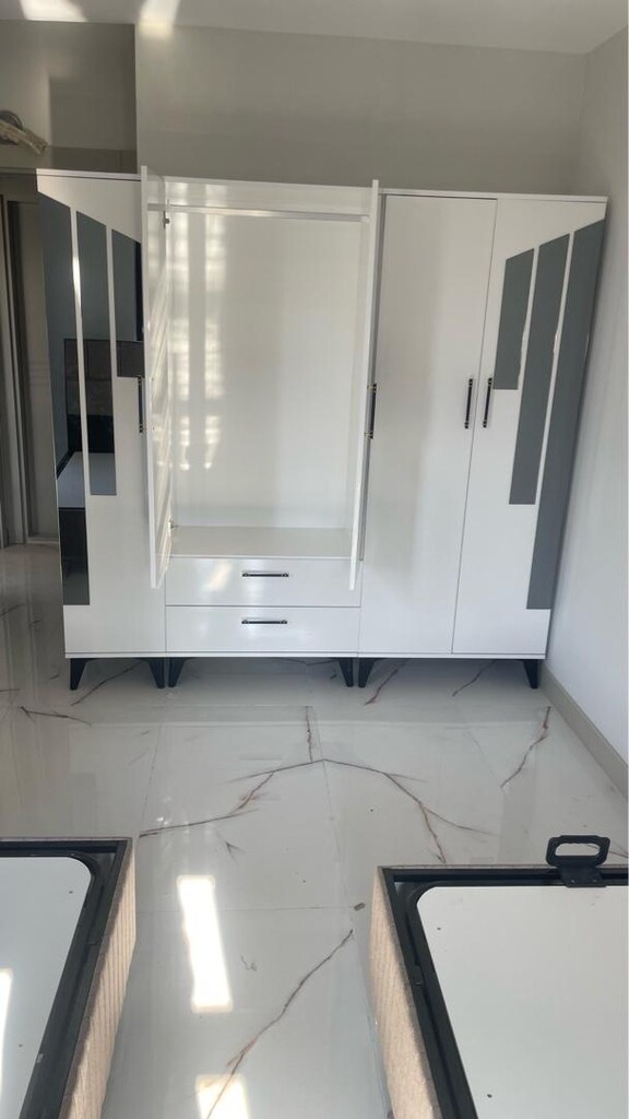 5 kapaklı elbise dolabı - 6