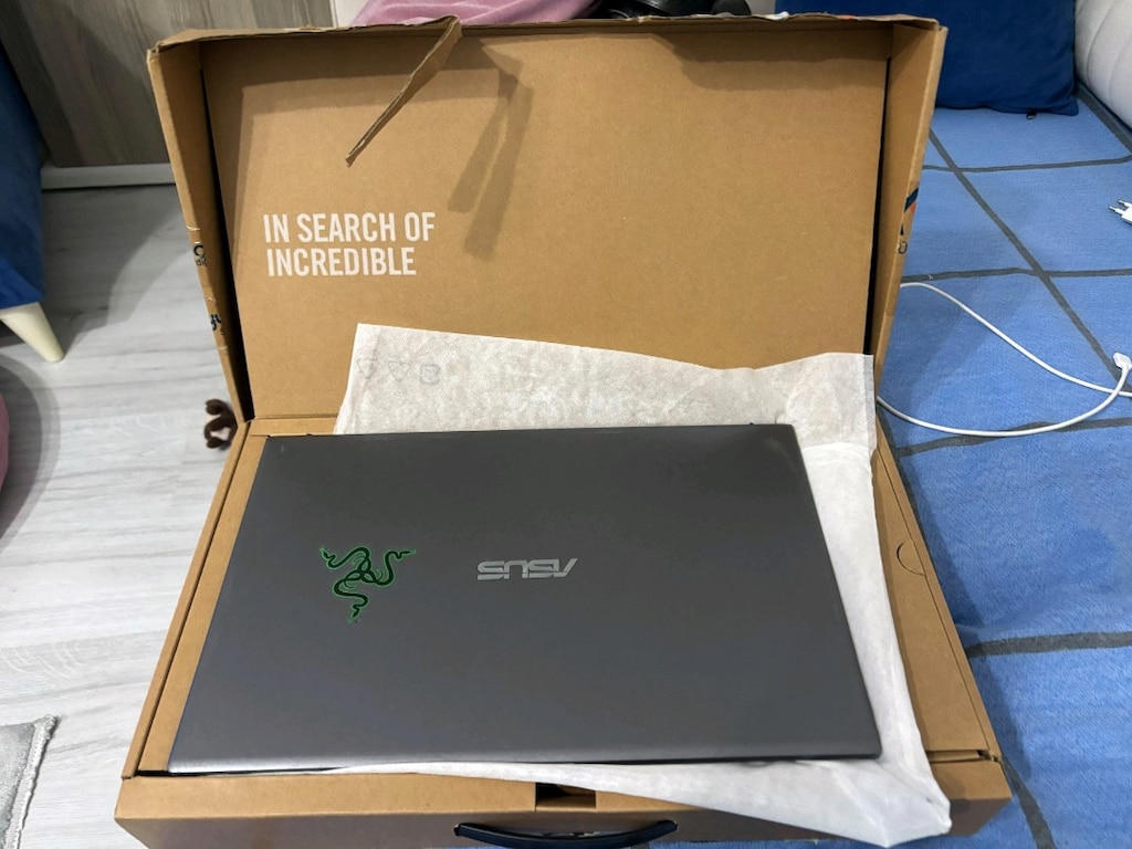 Asus Ryzen 5 3500U Laptop - 2