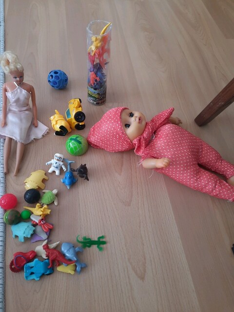 oyuncak barbi bebek büyük bebek karışık oyuncaklar
