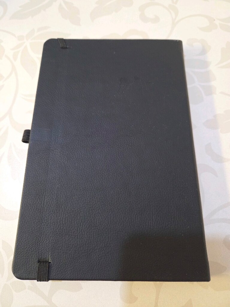 Siyah Tarihsiz Ajanda Defter Günlük - 4