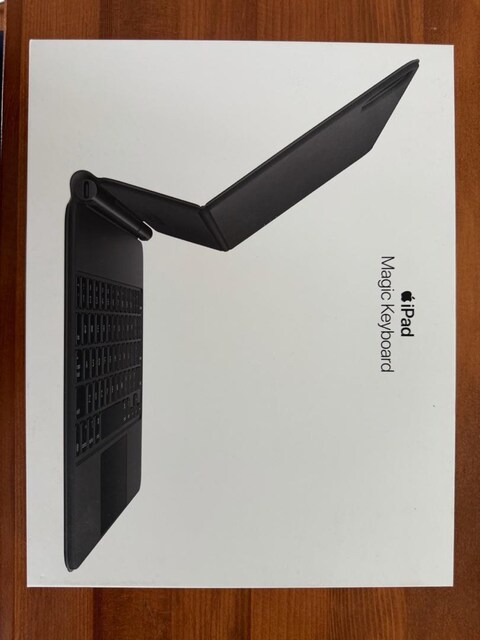 iPad Magic Keyboard w Touchpad - 11 inch