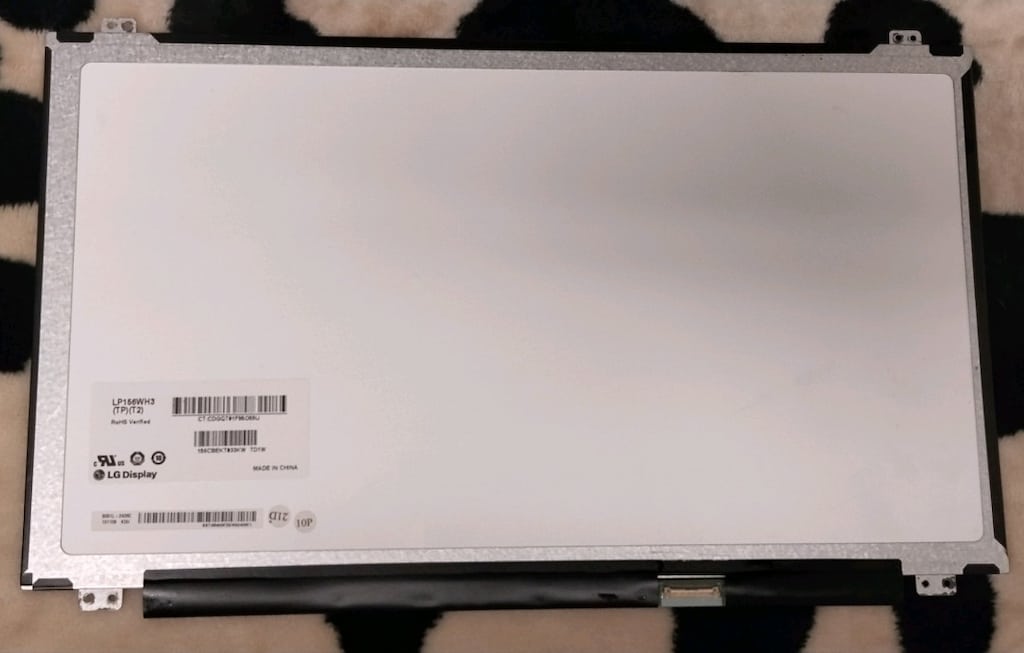 Laptop ekranı slim led 30 pin lg LP156WH3 (TP)(T2 - 2