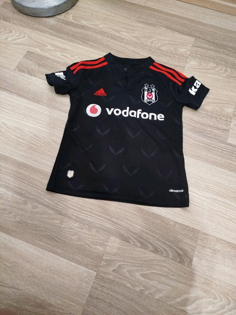 her çeşit elbise modelleri çeşitleri var