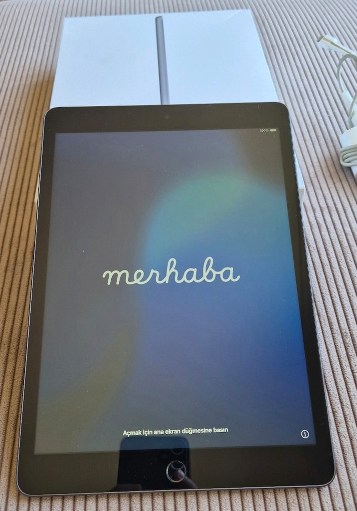 Apple iPad Tablet 9.Nesil 10.2 inç - 4