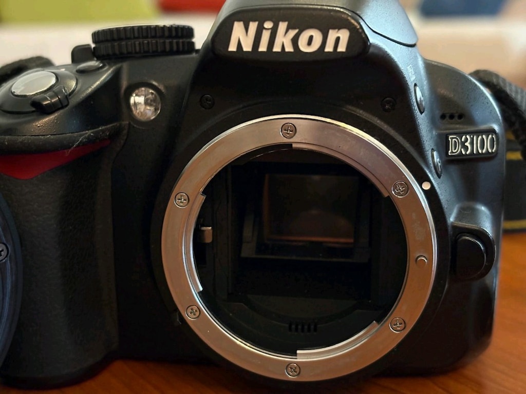 Nikon D3100 + 18-55mm Lens | 15.641 Shutter | Çantalı, Temiz Set - 4