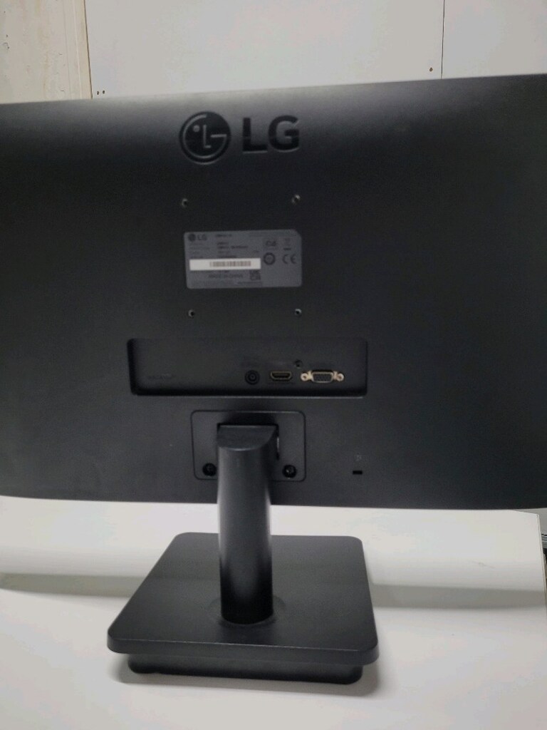 LG Hdmı Monitör 22 inch 75 Hz - 4