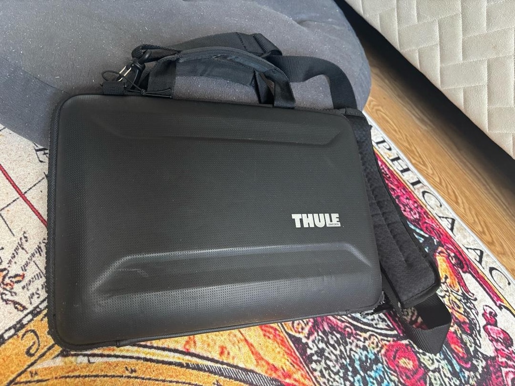 THULE ÇANTA