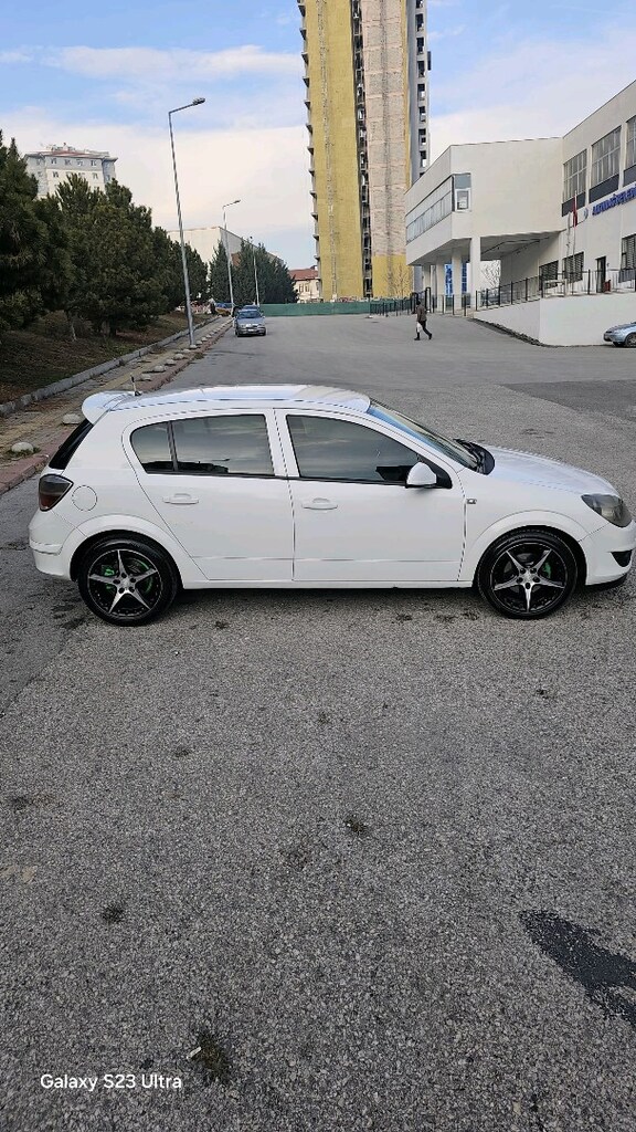 2010 Opel Astra 1.3 CDTI - 17