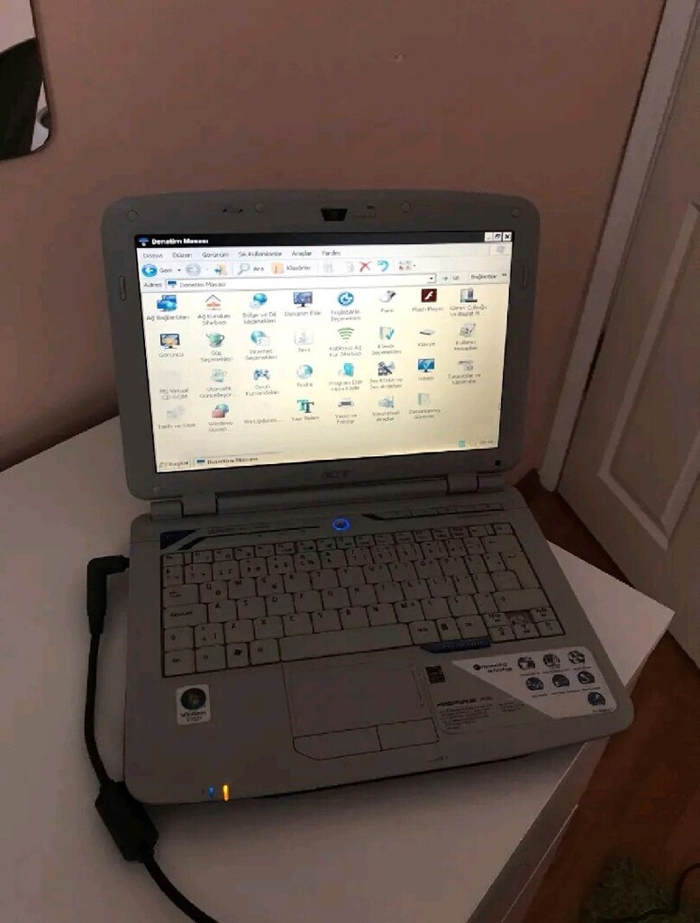 Acer laptop - 3