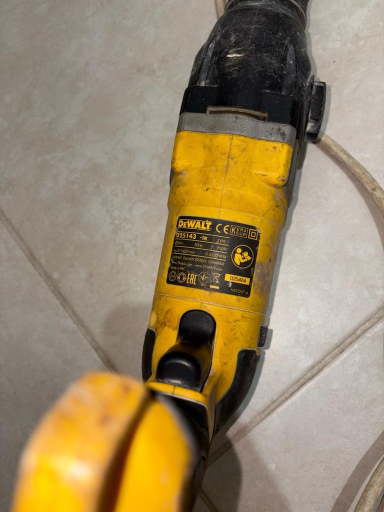 DEWALT KIRICI DELİCİ MATKAP (SDS-PLUS) KUTULU SET - 5
