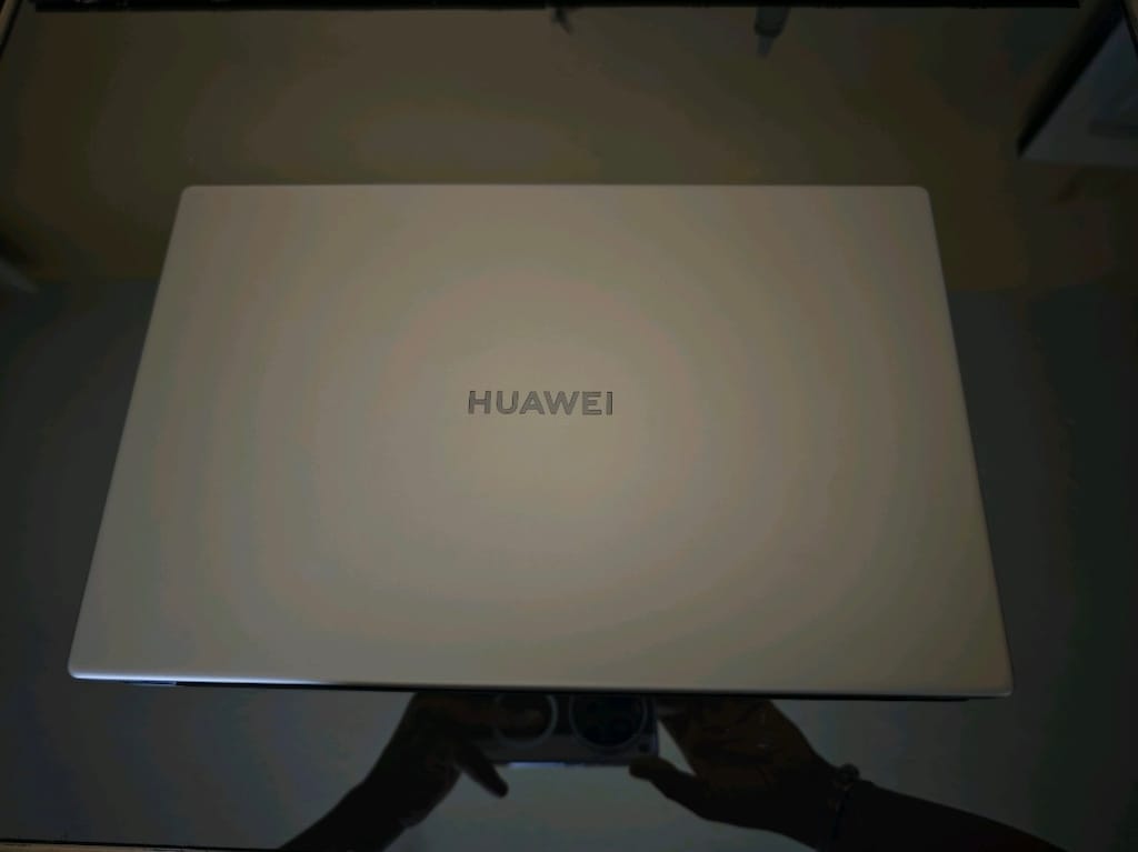 HUAWEI GOLD MATEBOOK – TEMİZ VE ŞIK TASARIM (Metal kasa) - 5