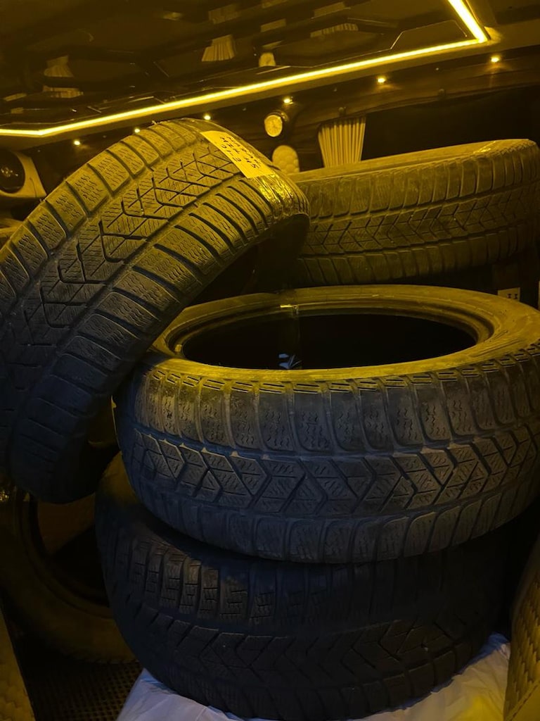 Pirelli kışlık lastik takımı 17 inç - 14