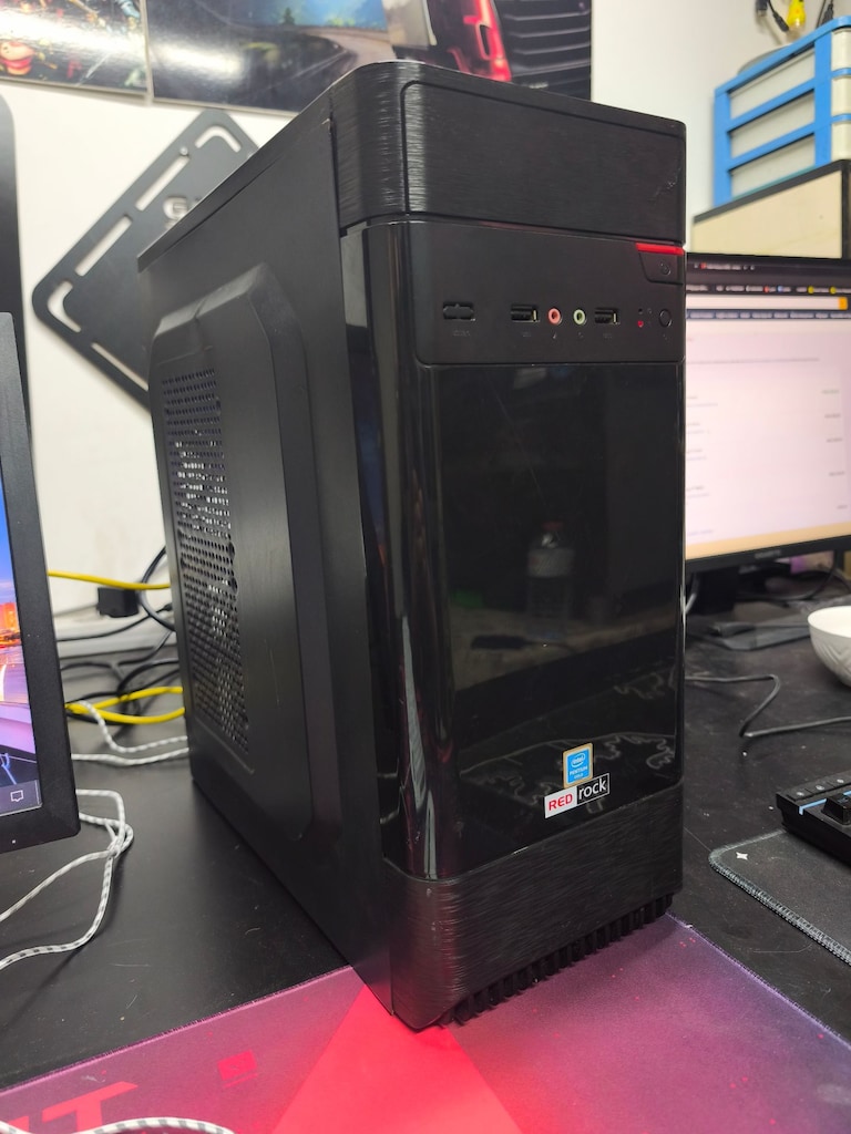 FULL SET İ3 3220-8GB-256 M2 SSD-HD6570 2GB-20 İNC ASUS Monitör - 4