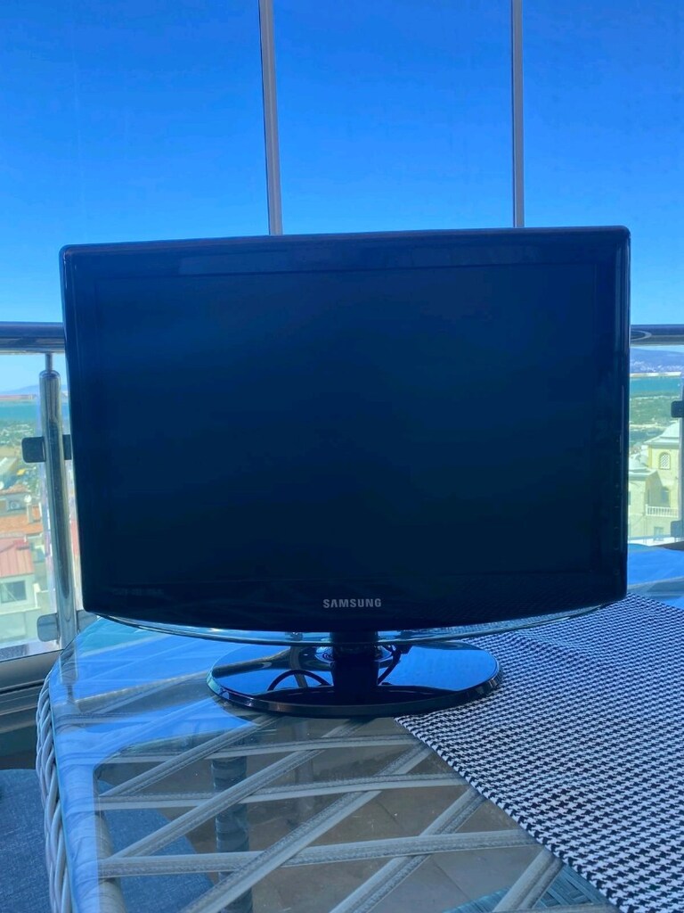 Samsung Monitör / Televizyon - 2