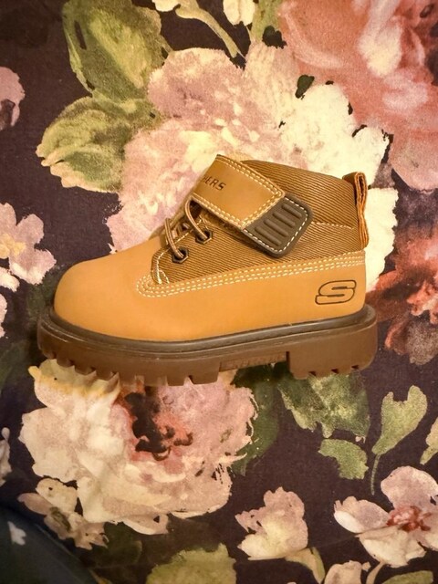 skechers cocuk bot 22 numara