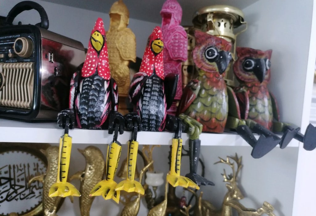 Ahşap oturan horoz ve Baykuş biblolar, oynar bacak ve kollu modeller - 2