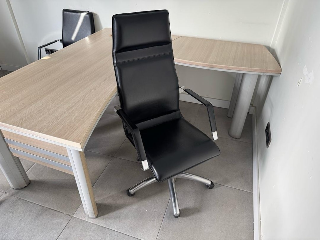 Temiz Ofis Mobilyası - 10