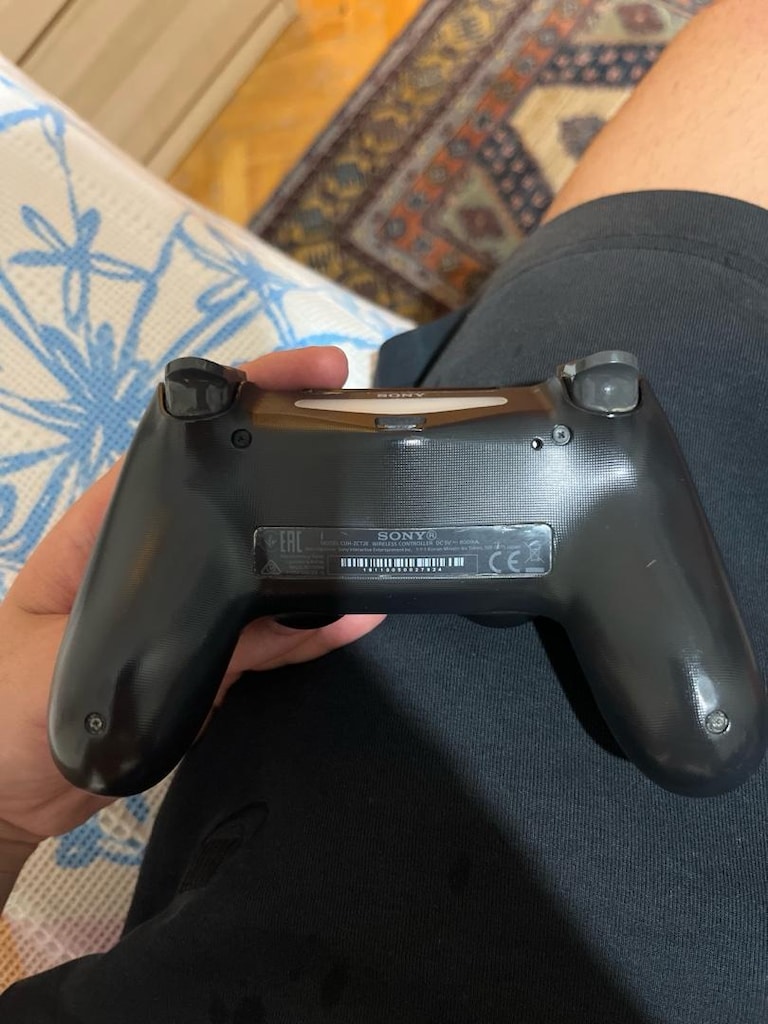 Playstation 4 kolu - 3