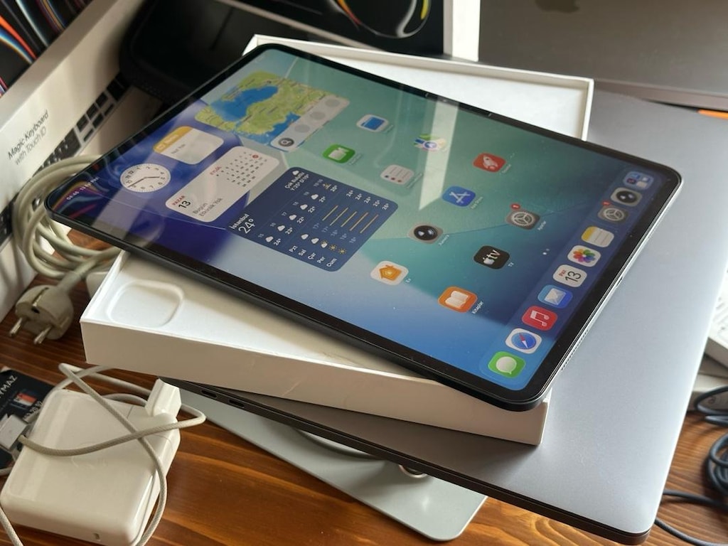 İpad pro M4 çipli 13” 256 gb hafıza - 5