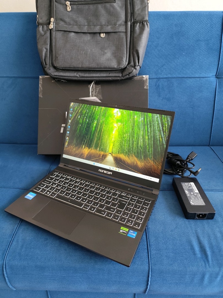 İ7 13700H + 6 GB RTX 4050 140W + 16 GB + SSD Monster Oyun Çizim Laptop - 2