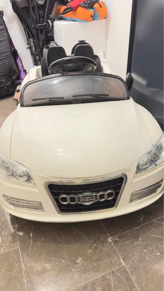 Audi akülü araba - 2