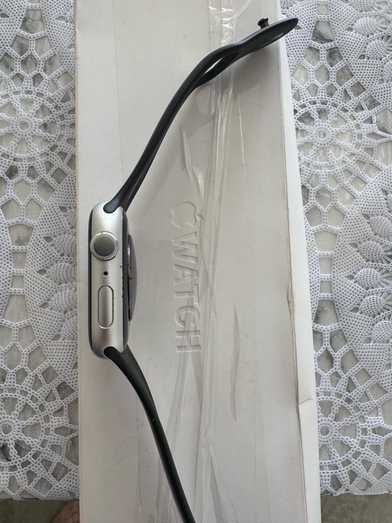 Apple Watch 9 (45 mm) - 2