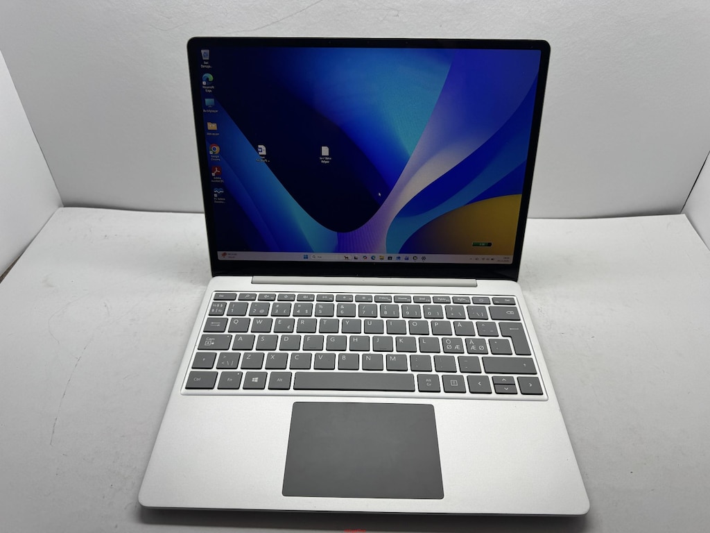SURFACE İ5 10. NESİL 8 GB RAM 128 NVME DOKUNMATİK + KALEM - 3