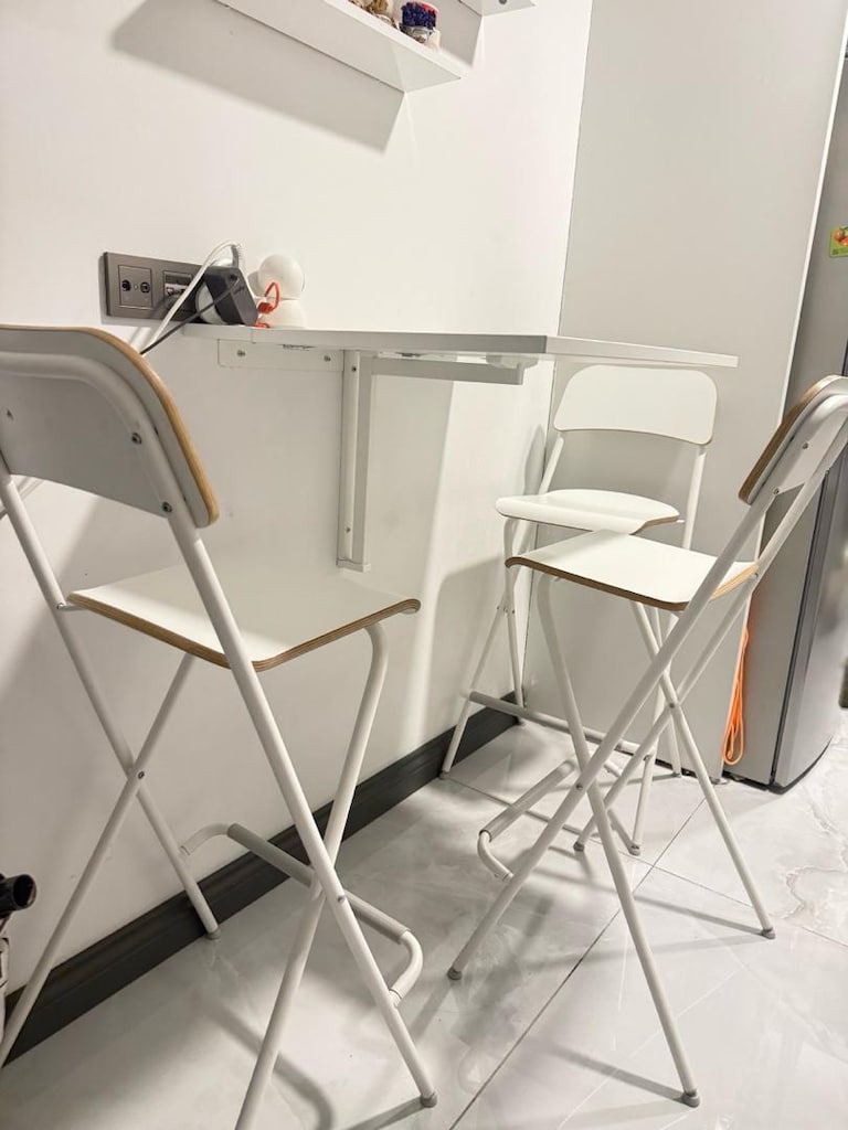 IKEA Açılır Kapanır Masa + 3 Adet Bar Sandalyesi - 4