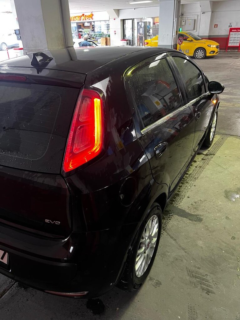 FİAT PUNTO EVO 1.4 - 9