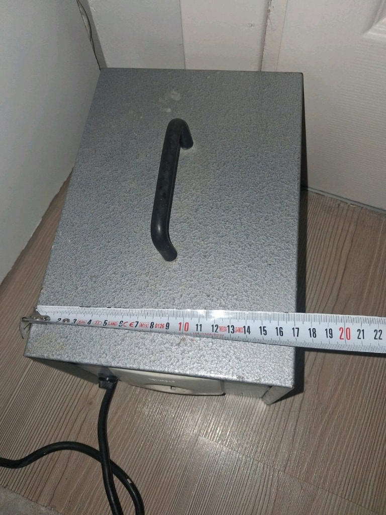 voltaj regülatörü - 4