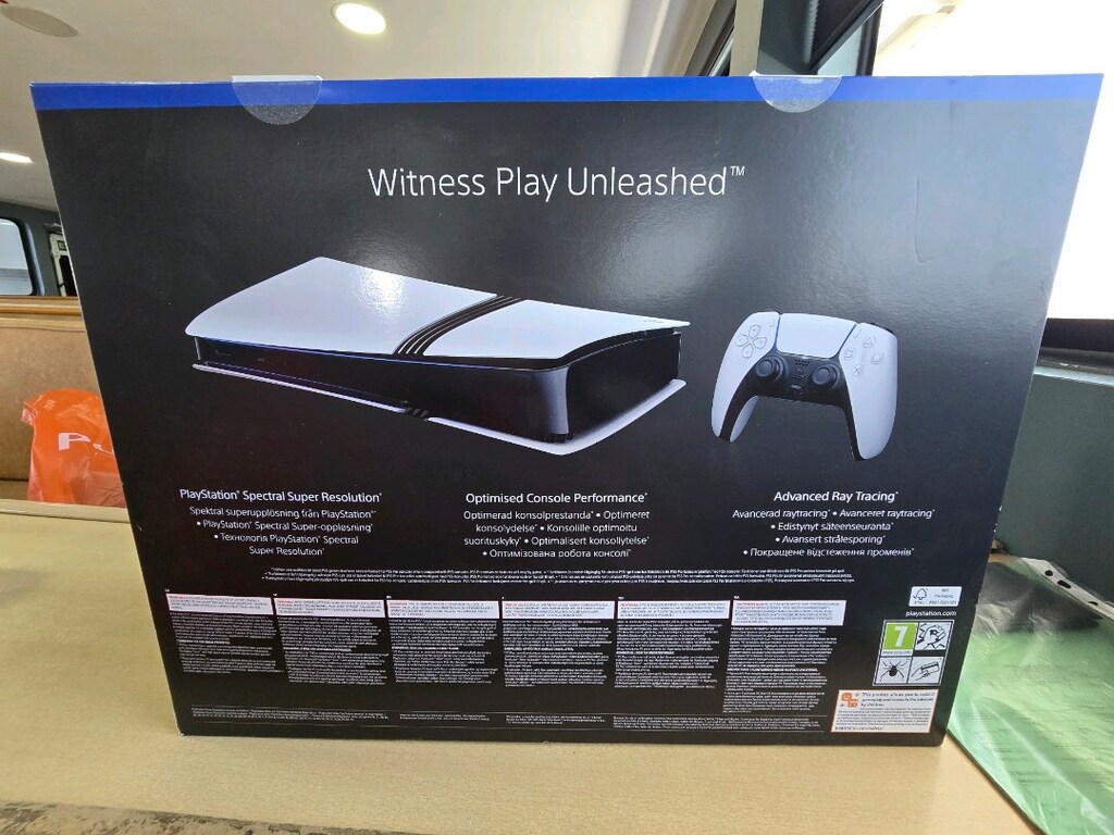 Play Station 5 Pro 2 TB - 2