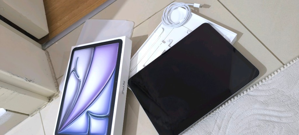 Apple iPad Air M3 11" 256GB Wi-Fi Uzay Grisi