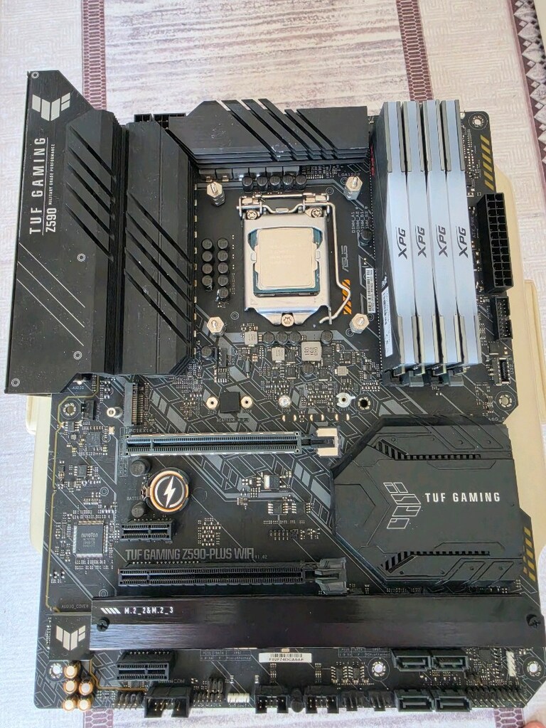 asus tuf z590 + 4x8 32 gb ram - 2