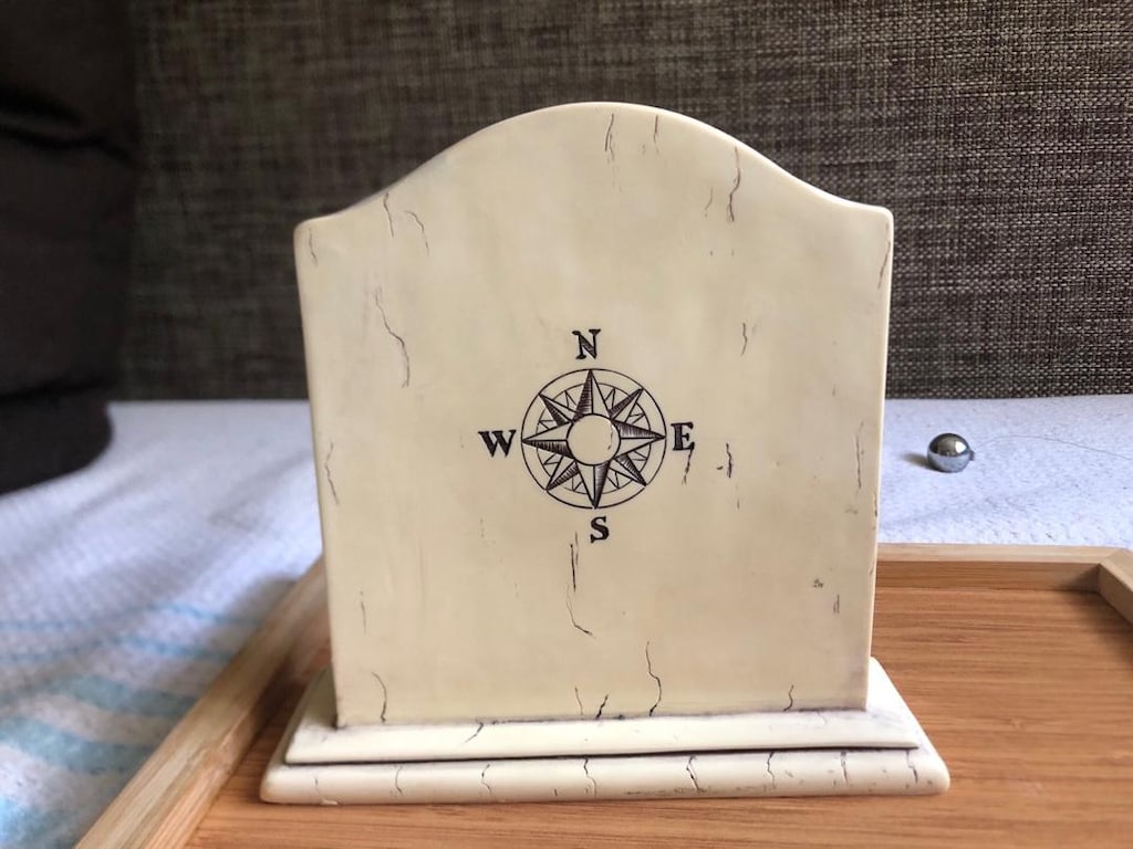 denizcilik temalı sahte scrimshaw masa saati - 3
