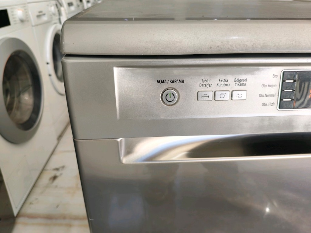Ariston hotpoint inox 8 programlı çok temiz bulaşık makinesi - 2