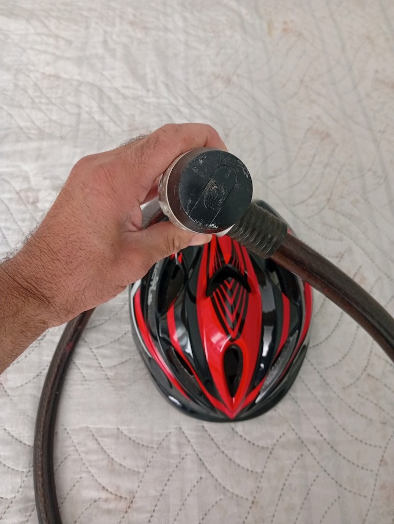 kask ve moto ve bisiklet kilidi ikisi 450 - 3
