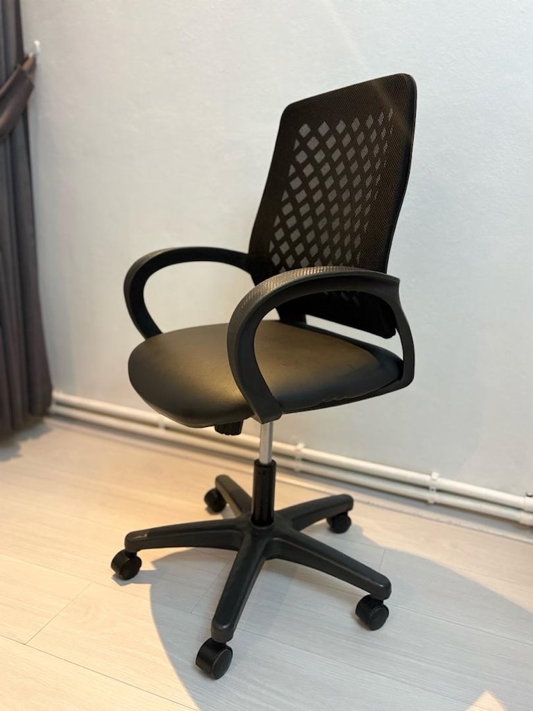 Ofis Çalışma Sandalyesi Sağlam Temiz Satılık - 3