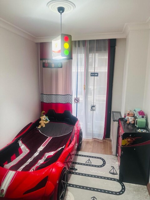 arabalı yatak çilek