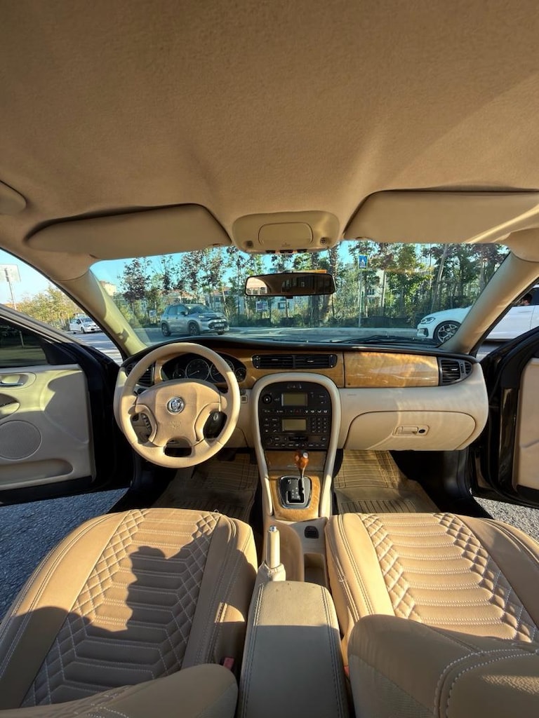 JAGUAR X-TYPE 2.5 V6 4WD GÜÇLÜ MOTOR PRESTİJLİ SÜRÜŞ - 13