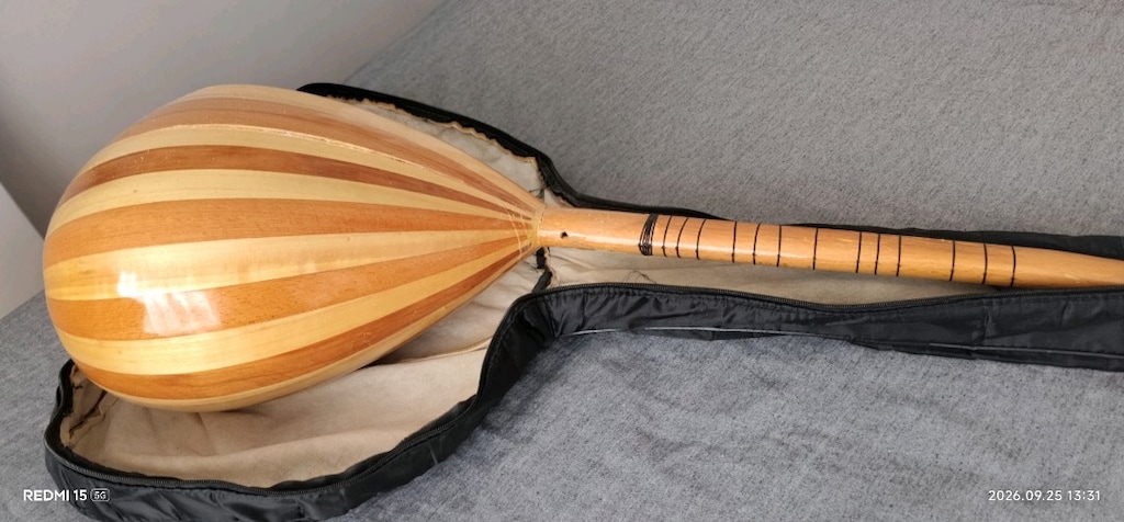 Bağlama, saz. - 3
