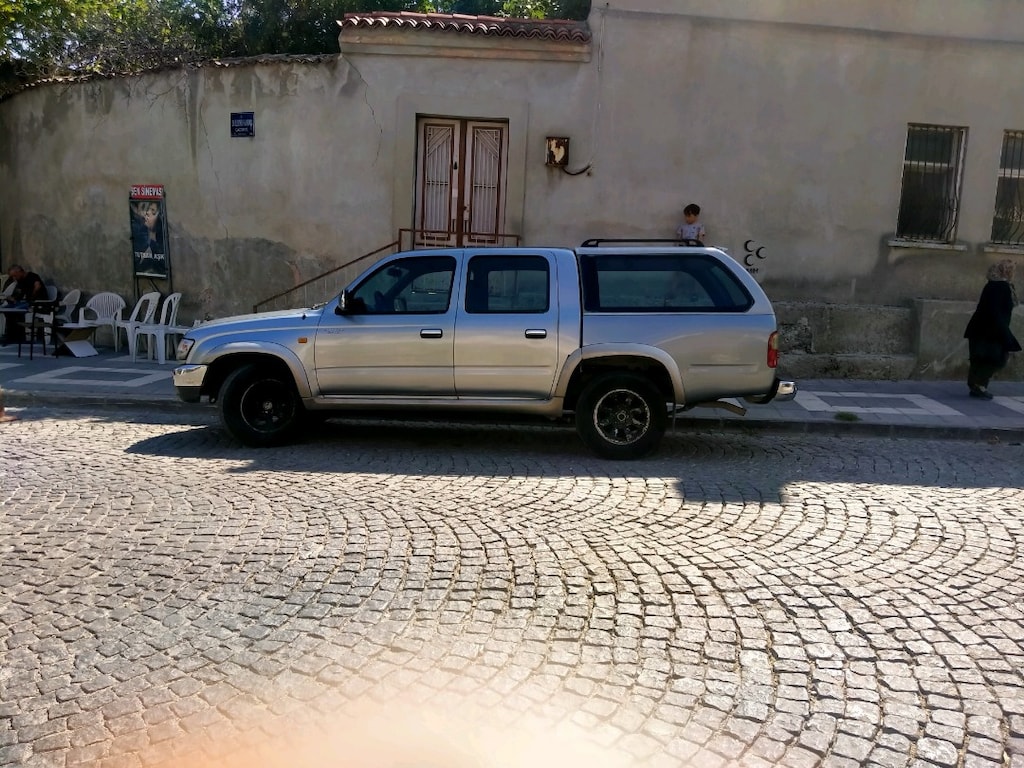 2005 model Hilux kamyonet - 15