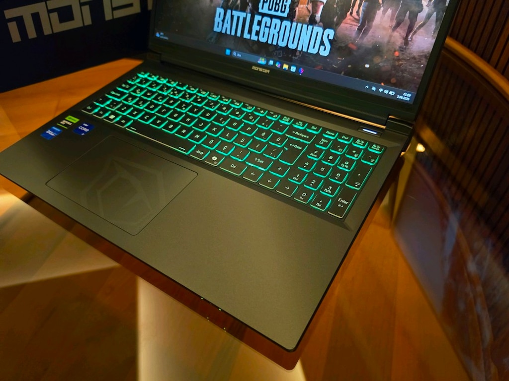 Monster Rtx5070 Laptop 32Gb Ram 1 tb ssd Hatasiz Garantili - 5