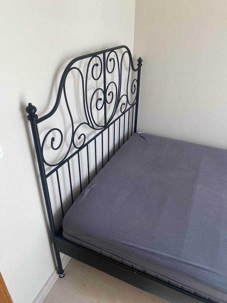 IKEA Leirvik Çift Kişilik Metal Karyola Yatak Dahil - 3